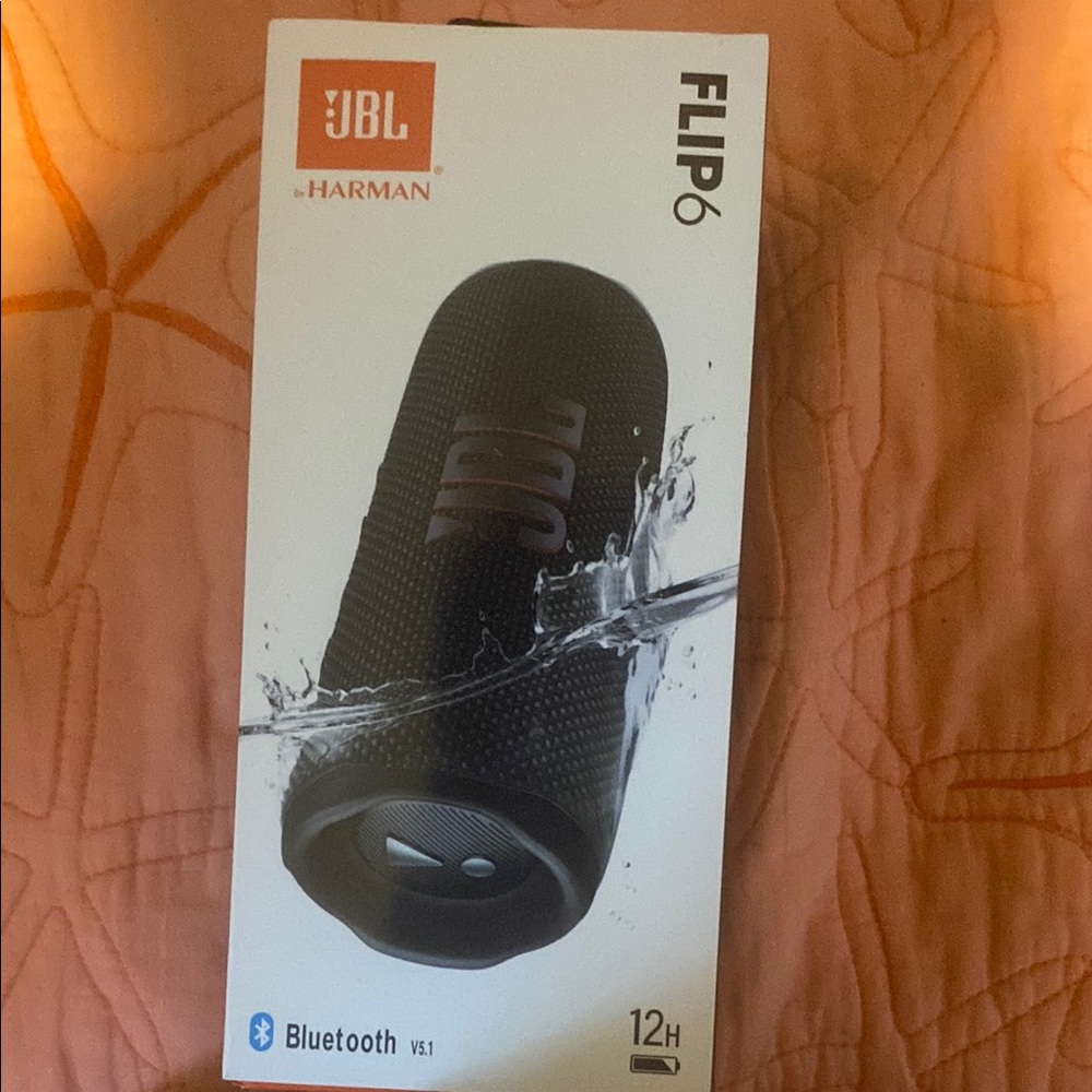 JBL Waterproof Flip 6 Portable Speaker - Black